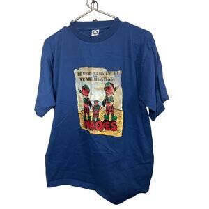 Vintage Tee “Be Very Very Quiet We Are Hunting Iwaqies” Graphic Med